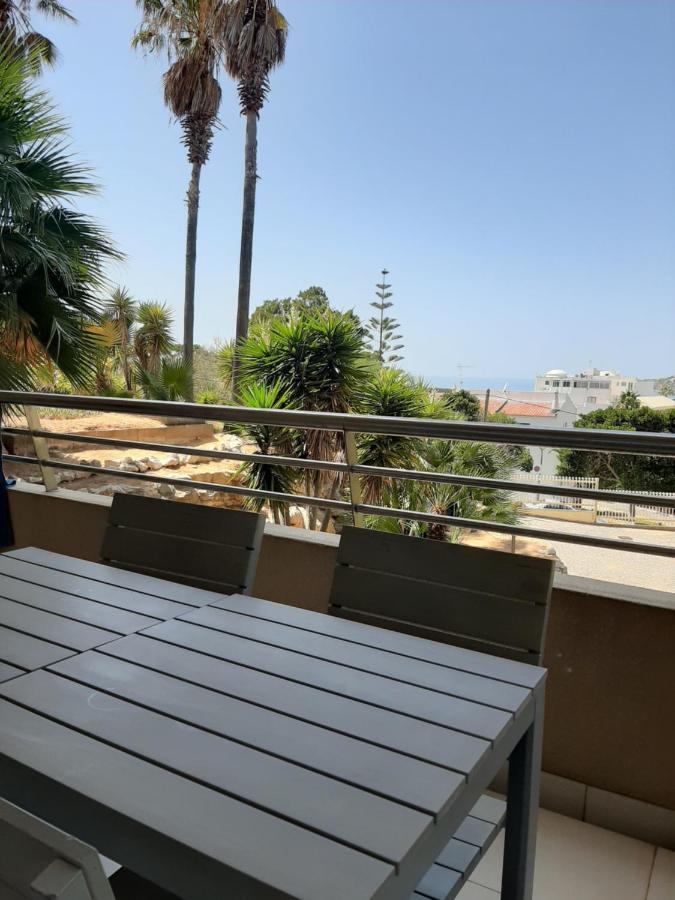 Front Beach Apartment - Quinta Da Barracuda อัลบูเฟรา ภายนอก รูปภาพ